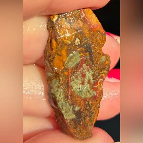 19ct Pretty Australian Boulder Opal Rough Specimen T - Picture 3 of 5